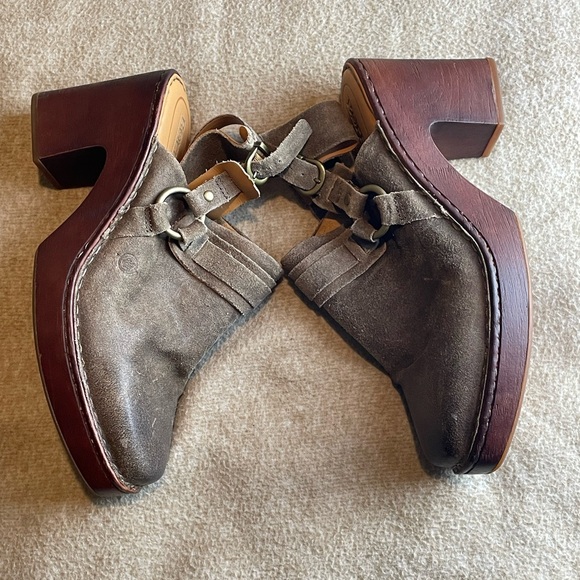 Born Clogs Womens Sz 11M Hudson Tan Distressed Leather Adj. Buckle Platform - Picture 1 of 4